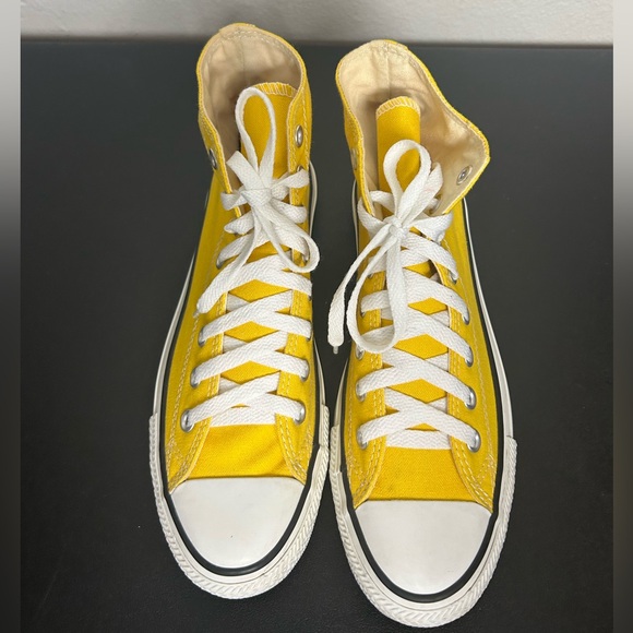 Converse Yellow Chuck Taylors Mens 8 Womens 10 - Picture 7 of 8